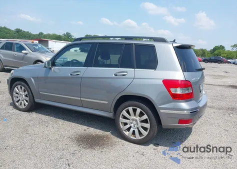 2011 Mercedes-Benz Glk 350 4Matic z USA, uszkodzony, nr VIN WDCGG8HB8BF567114